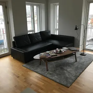 Big In Shared With King Size Bed Apartament