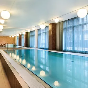 4* Апарт-отель Adina