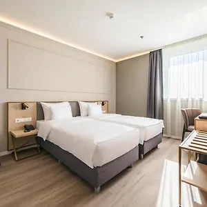 Expo Tower By Mellow Mood 4* Budapeşte