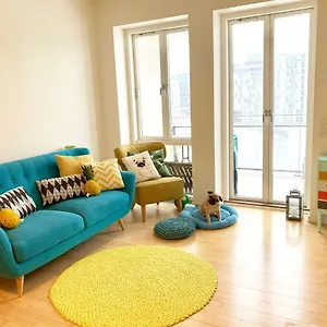 Cute Pug Guest Homestay